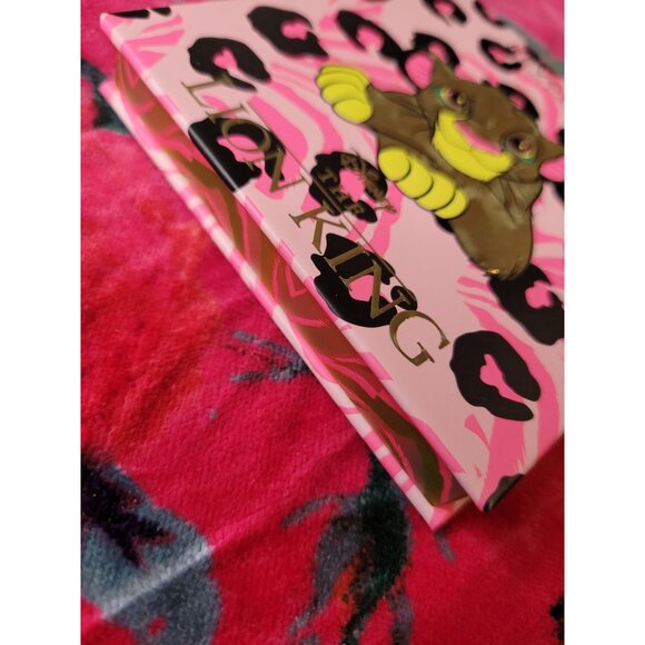 NEW Disney "Lion King" Simba Eyeshadow Pallet - Picture 7 of 8